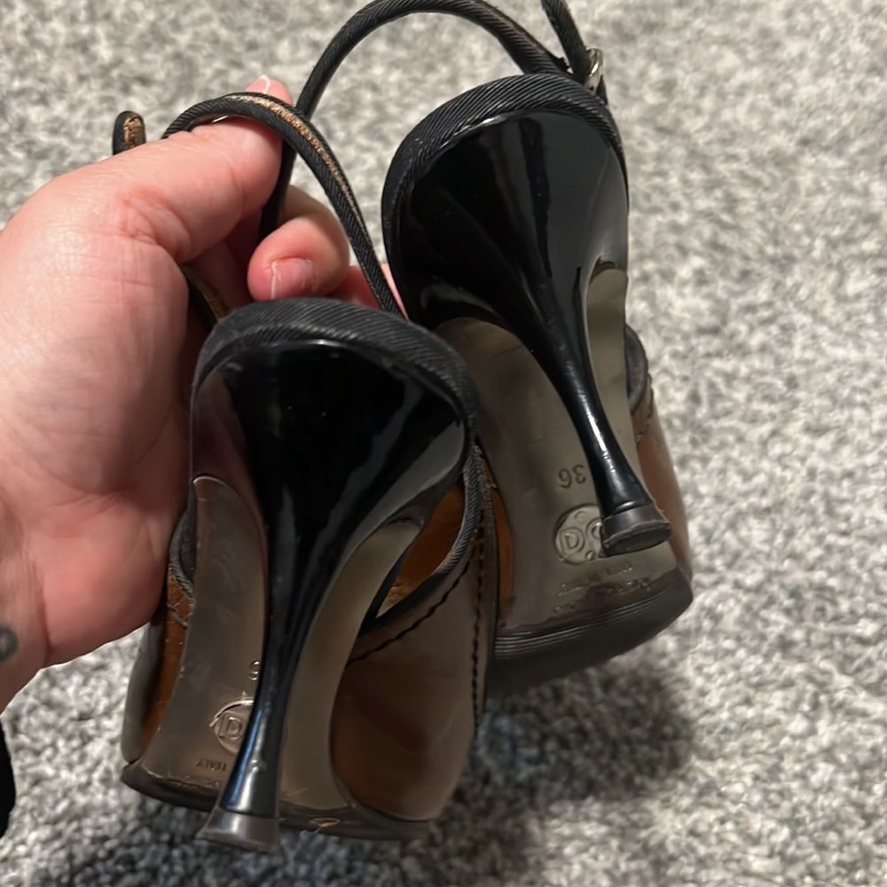 Dolce and Gabbana pointed sling back heels - Picture 6 of 6